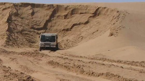 سرقة الرمال من احد المقالع يطيح بشخصين في قبضة درك ايت اورير