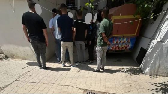 في مساء يوم الأحد 1 يونيو 2025، شهد مجمع “الضحى البركة” في منطقة العوامة بمدينة طنجة حادثًا مقلقًا تمثل في سقوط فتاة في العشرينيات من عمرها من نافذة شقة سكنية.