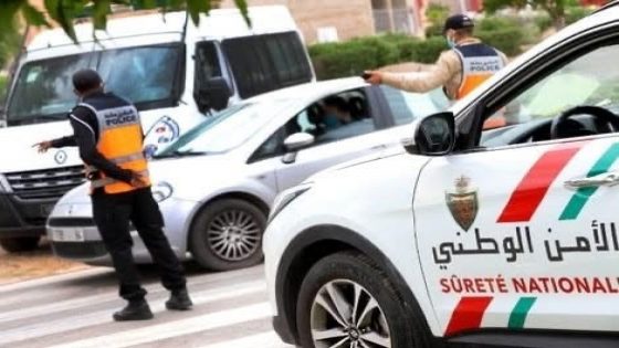 تمكنت عناصر المصلحة الولائية للشرطة القضائية بمدينة طنجة، في الساعات الأولى من صباح اليوم الجمعة 27 يونيو الجاري، من توقيف أربعة أشخاص يشتبه في ارتباطهم بشبكة إجرامية تنشط في النصب والاحتيال والسرقة تحت التهديد باستعمال السلاح الأبيض وحيازة وترويج مخدر الكوكايين.