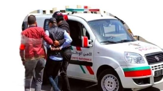 في_سوق_الأربعاء_الغرب باقليم القنيطرة القبض على مروجي نقود مزورة من فئة 200 درهم بعد بلاغ من صاحب محل ونجاح خطة الشرطة القضائية…