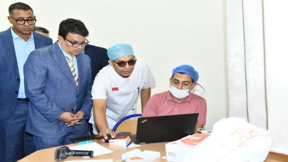 عامل إقليم الرحامنة يعطي انطلاقة حملة طبية مجانية لجراحة العيون بصخور الرحامنة